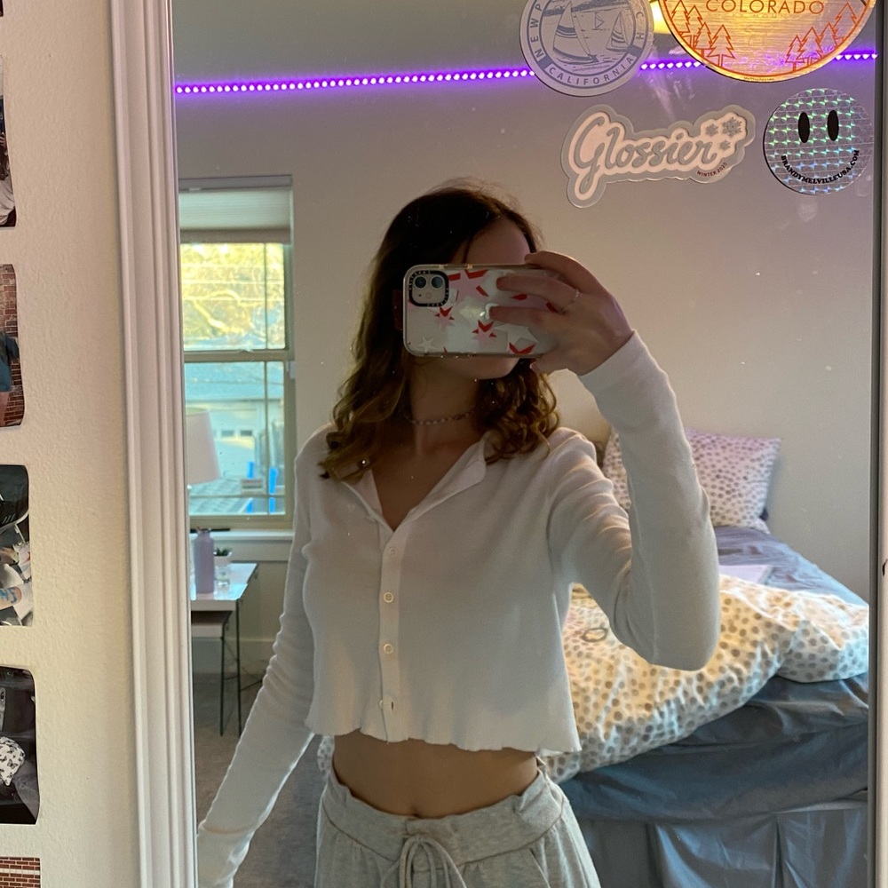 brandy long sleeve crop!!
